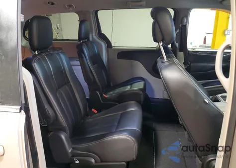 2013 Chrysler Town & Country Touring из США, поврежденный, VIN 2C4RC1BG8DR777827